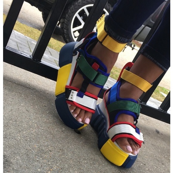 SARAH SIAH Shoes - LIMITED QUANTITY!🖤Multi Buckled Slingback Platfor